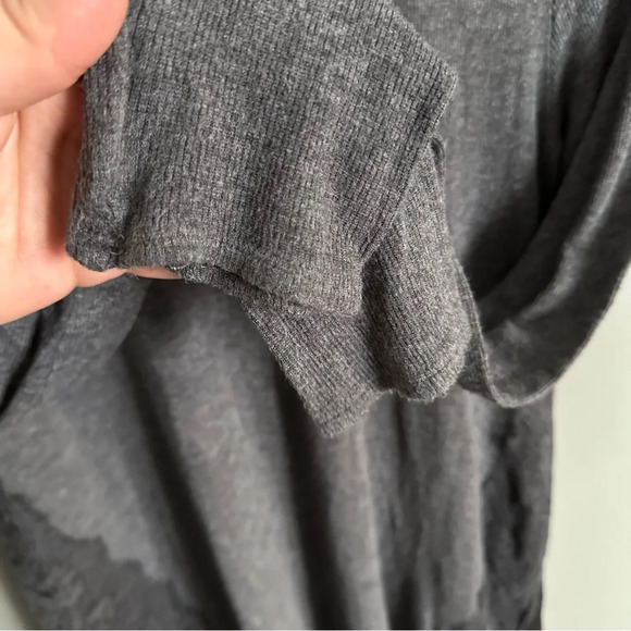 Bordeaux Grey and Black top with Lace detail and sheer backing. Small - Picture 4 of 9